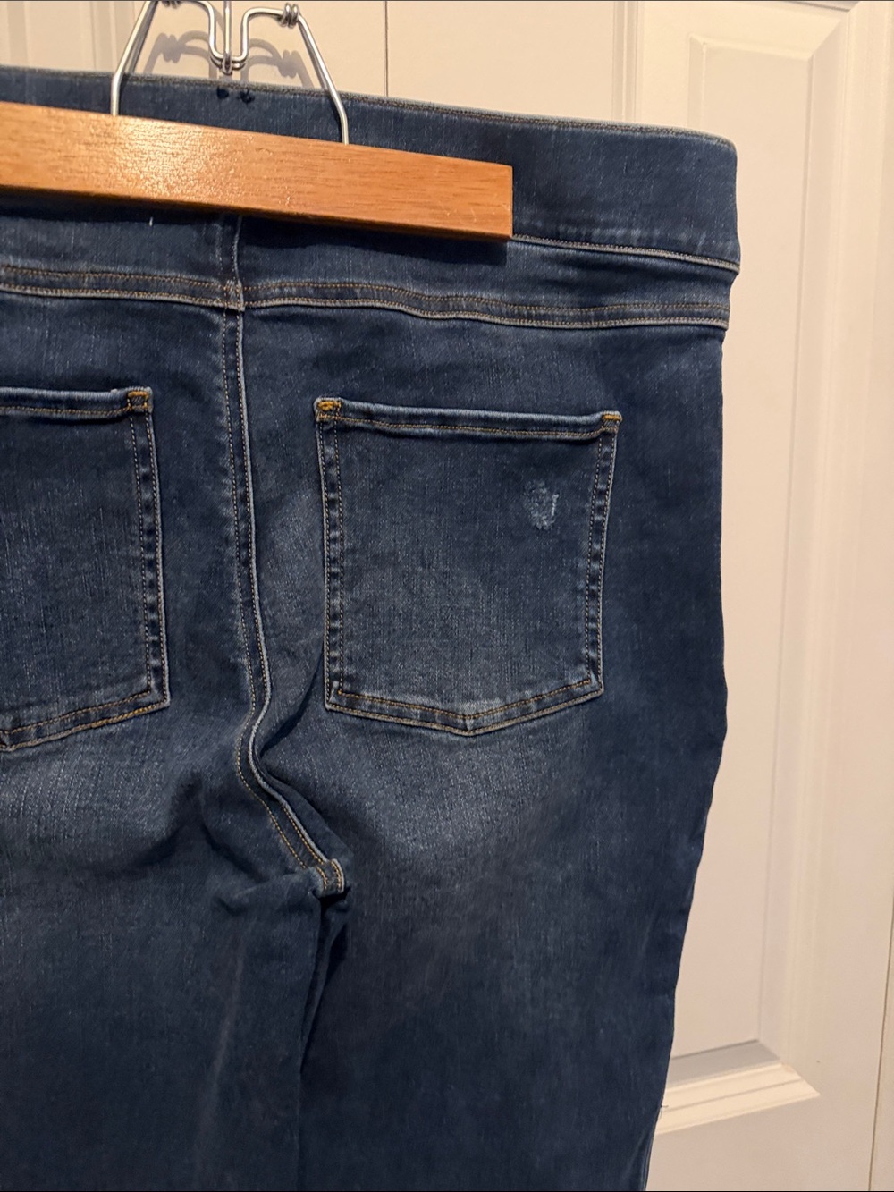 SPANX Dark Blue Womens Distressed Jeggings - Picture 6 of 7